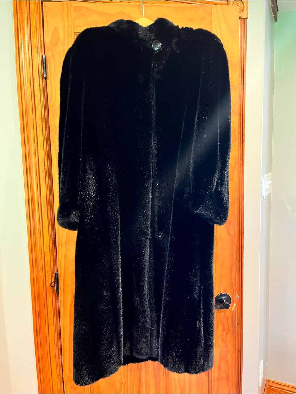 Canadian Made - Sirbain - Plush Women's Faux Fur Vintage Jacket